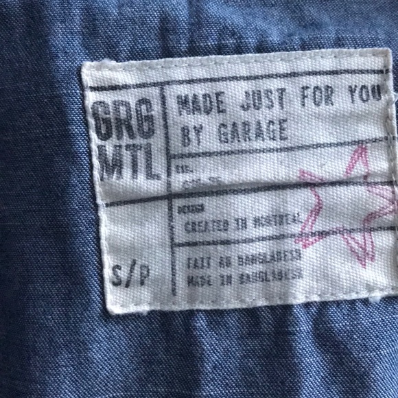 💕Loose Studded Denim Shirt - Picture 3 of 3